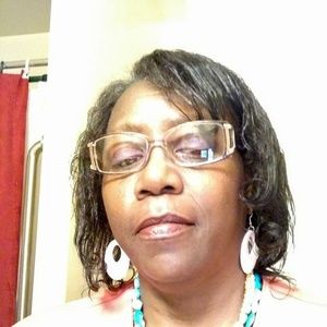 Meet your Posher, Everline